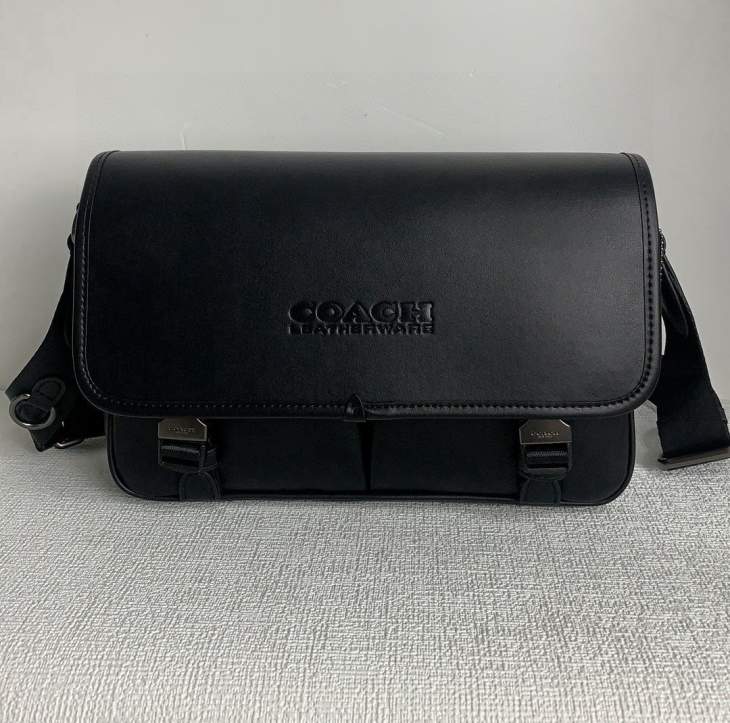 Picture of Coach Mens Bags _SKUfw201542804fw